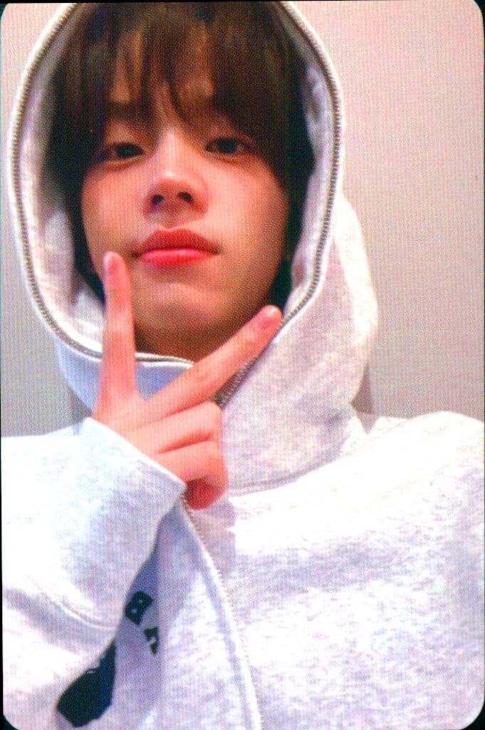 TWS yes24 Fansign SHINYU SPARKLING BLUE