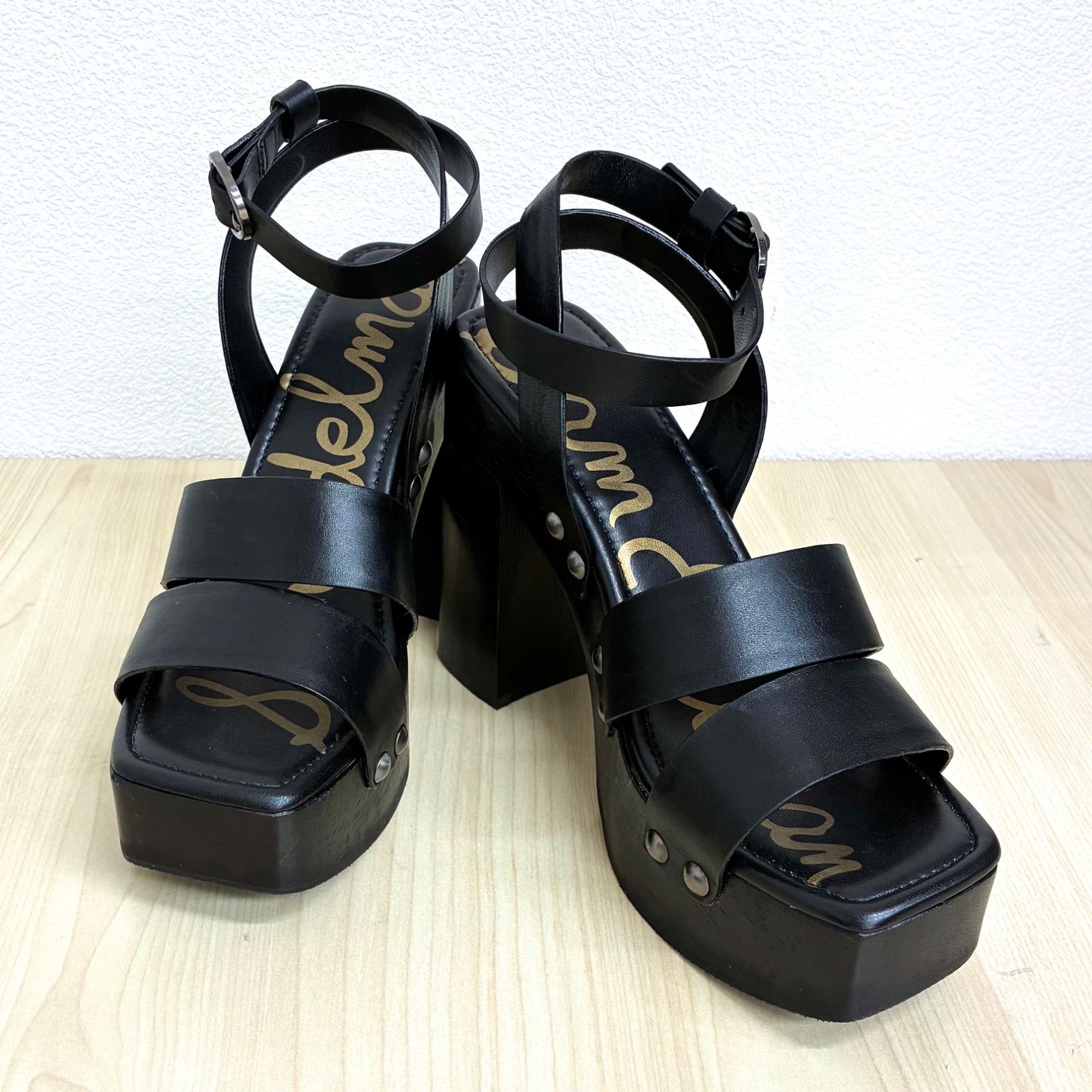 【サンダルマンSANDALMAN】美品 ROSALINDレザーサンダル 6M ブラック×ゴールド