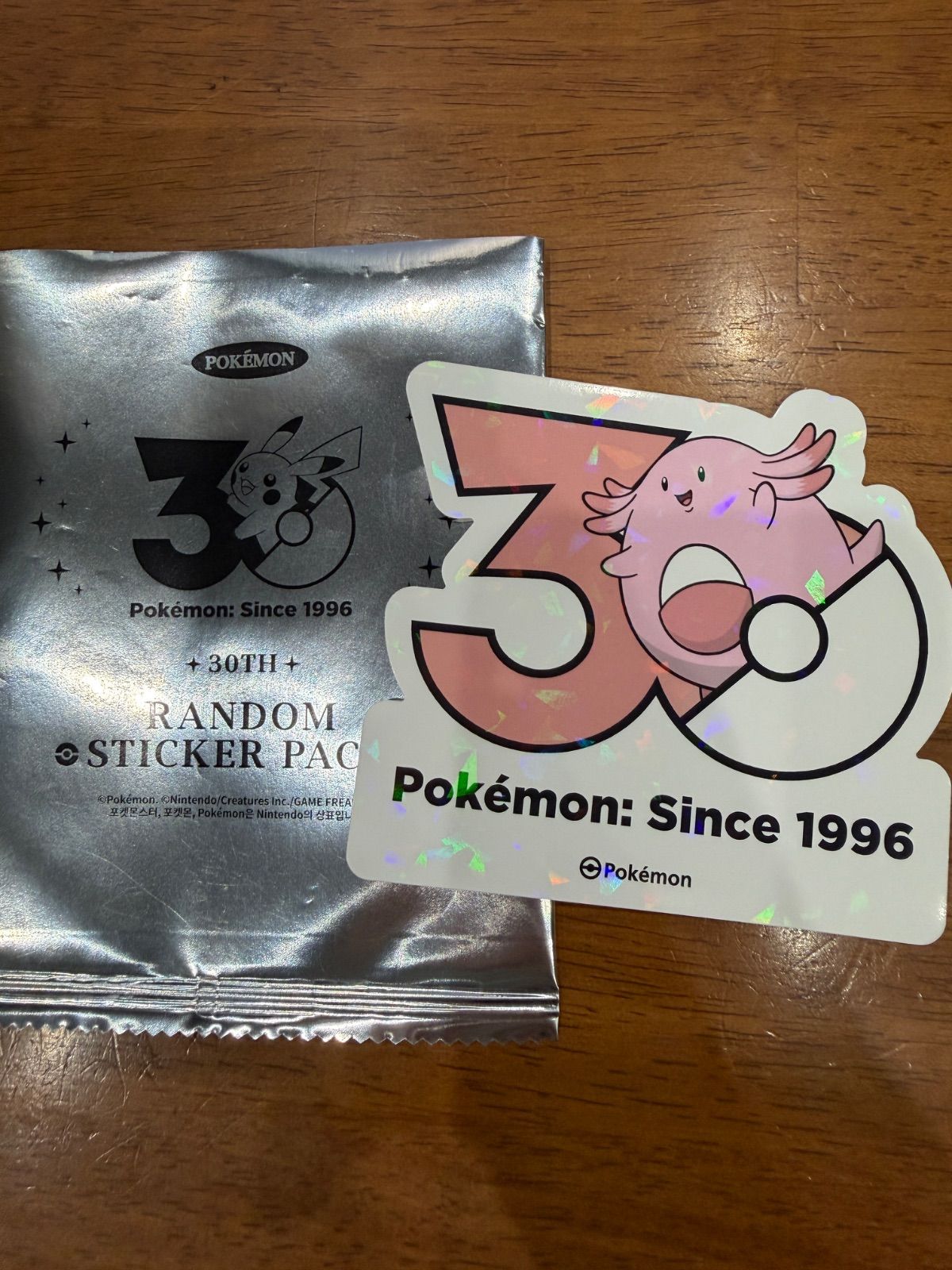 ラッキー 現地売切【韓国限定】ポケモン 30周年記念ステッカー - メルカリ