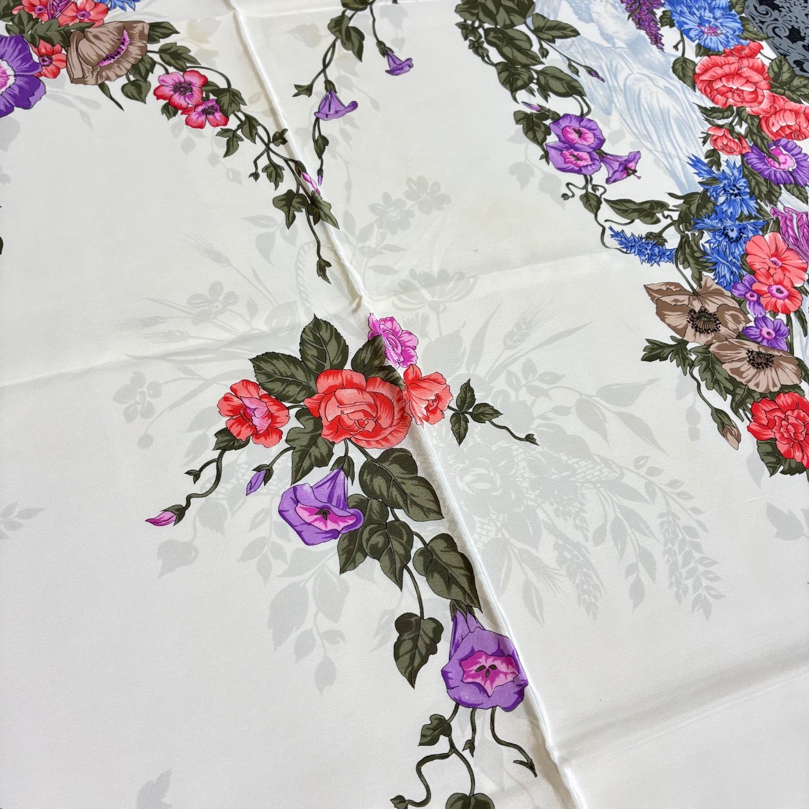 ☆Christian Dior イタリア製 花と石像モチーフ ヴィンテージ シルク