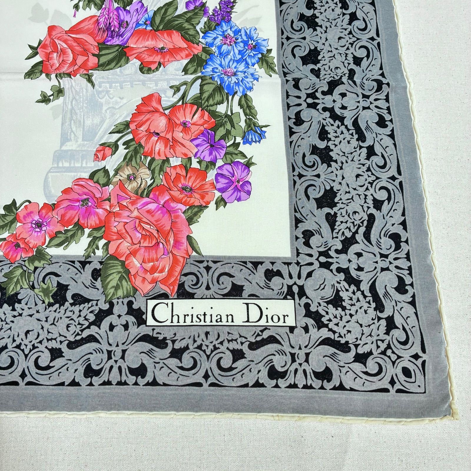 ☆Christian Dior イタリア製 花と石像モチーフ ヴィンテージ シルク