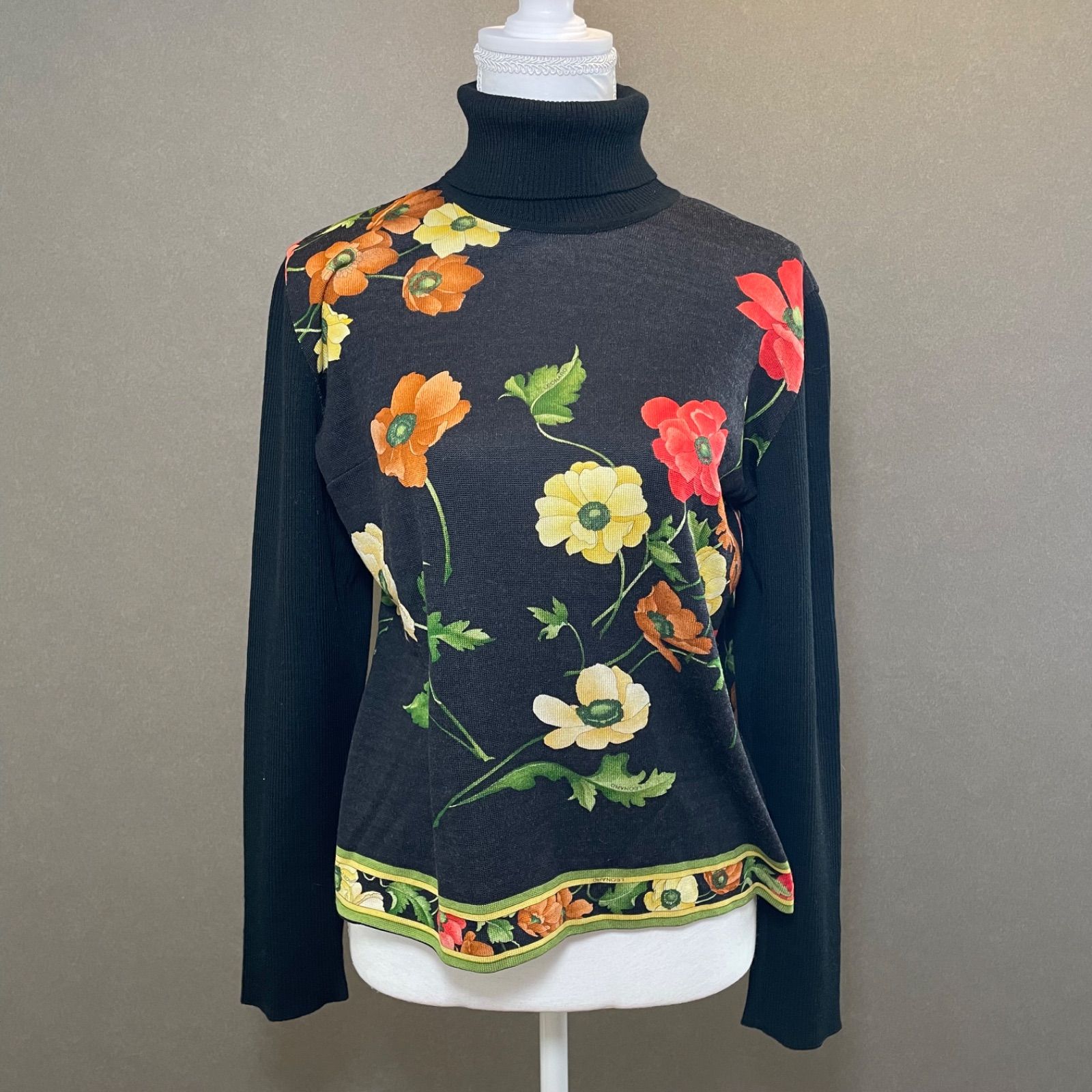 LEONARD FASHION レオナールファッション タートルネックニット タートルネック レディーストップス 薄手 総柄 切替