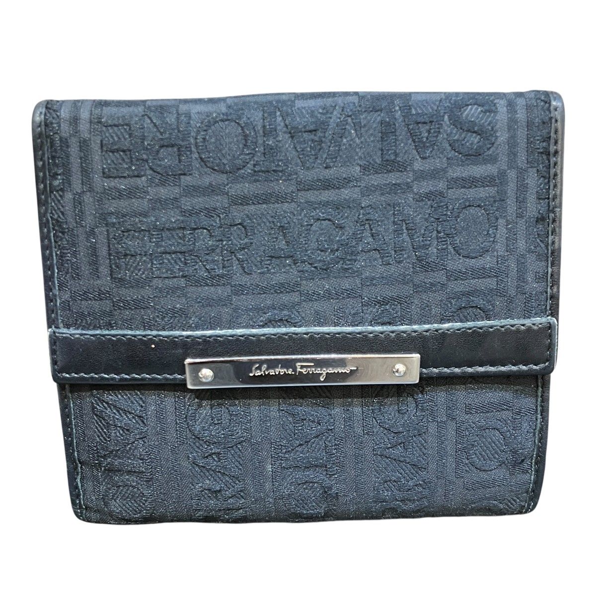 サルヴァトーレフェラガモ Salvatore Ferragamo 二つ折り財布 レザー ジャガード折り レディース