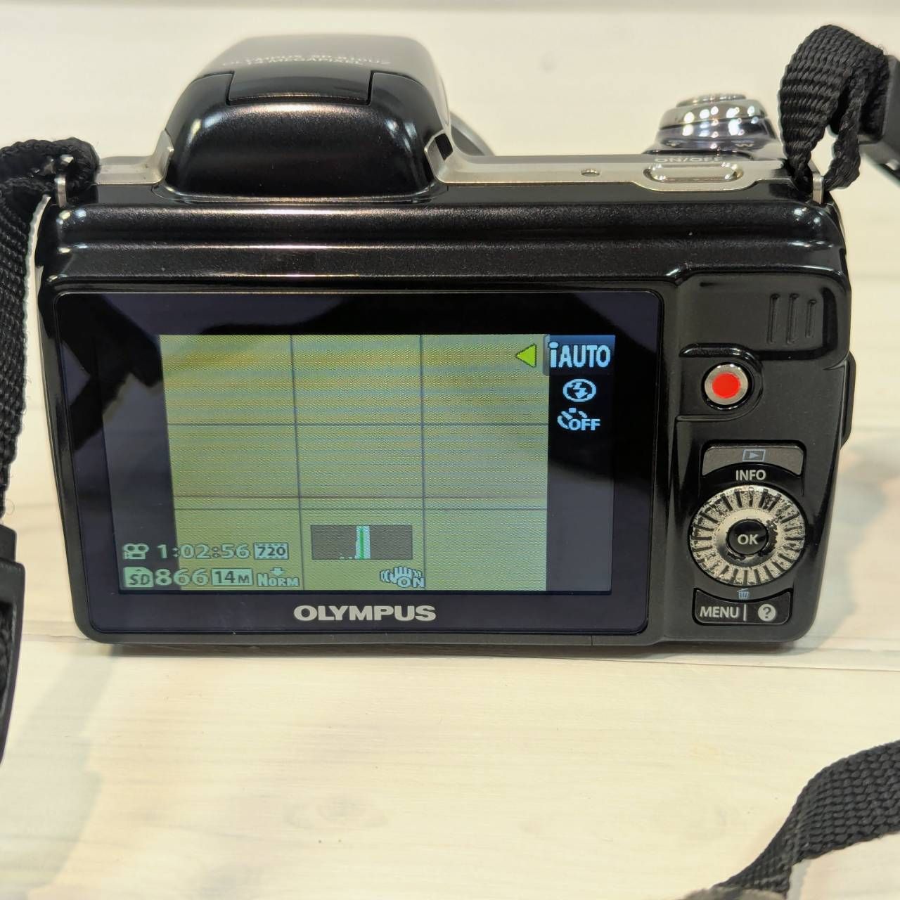 塩】OLYMPUS オリンパス 36倍ズーム 14MP デジタルカメラ SP-810UZ 