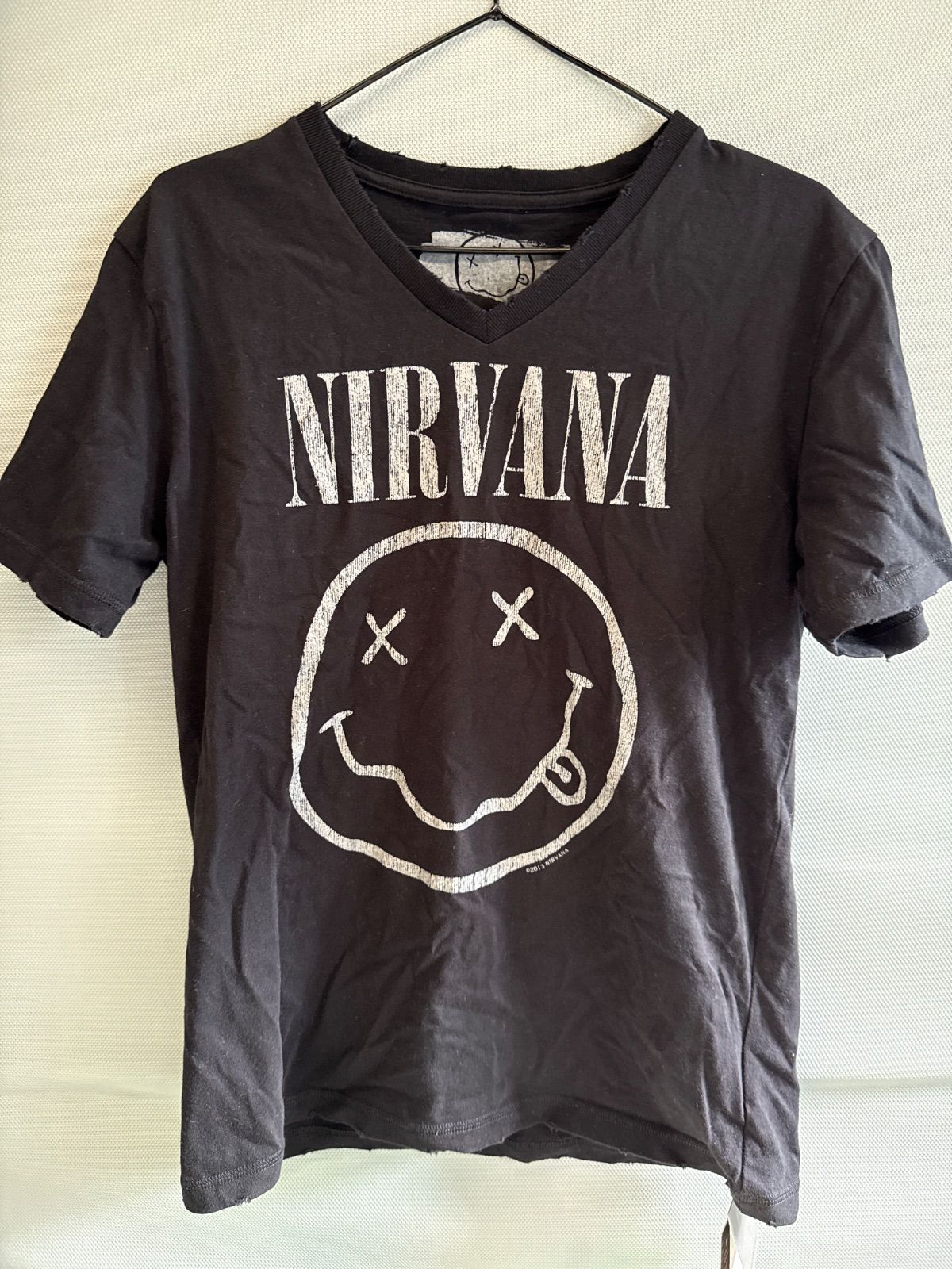 NIRVANA ニルヴァーナ バンドTシャツ ブラック Vネック ダメージ加工