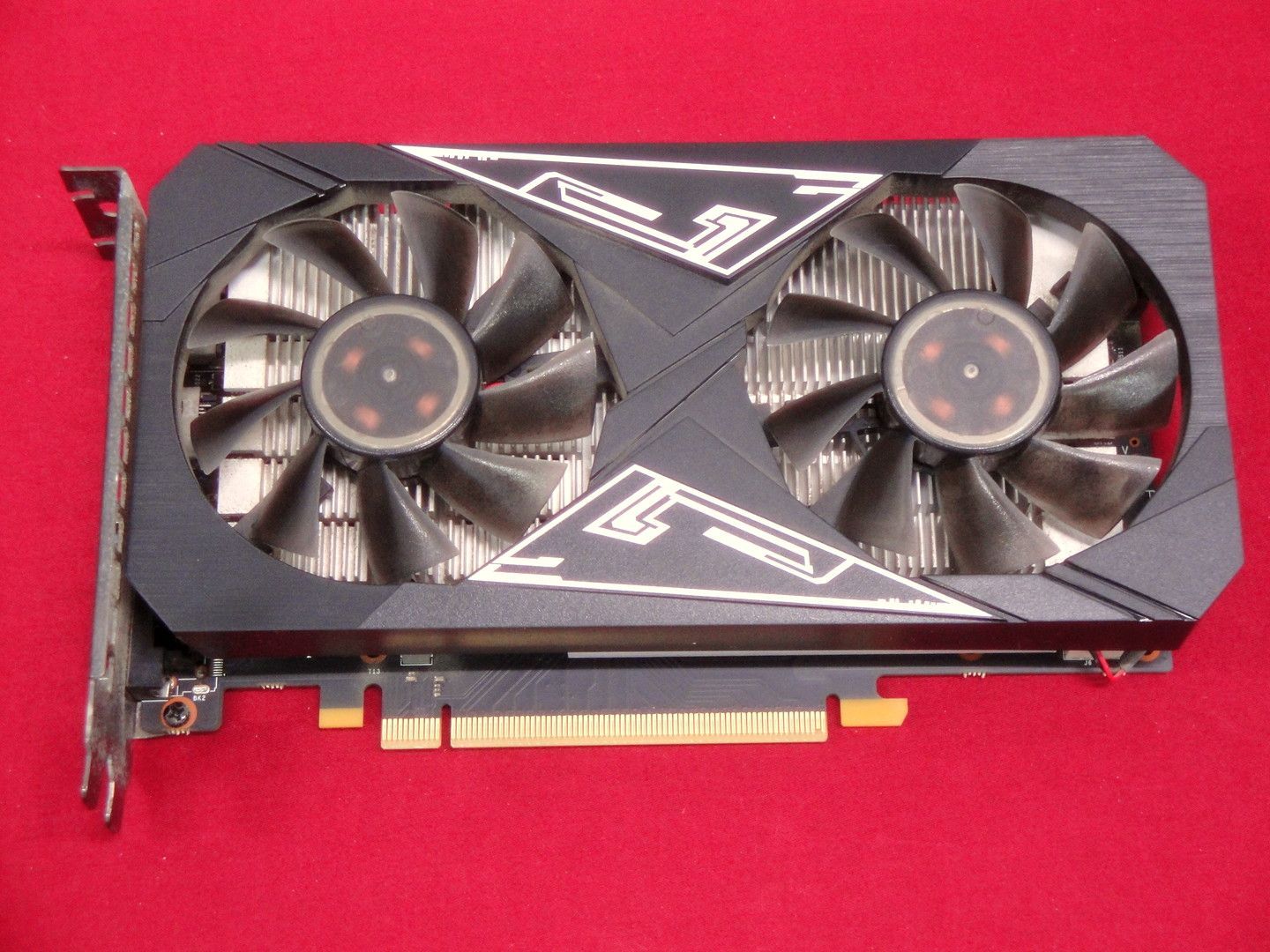 玄人志向 GTX1650 4GB GDDR5 動作確認済み グラボ GPU 中古 カメ】【動作確認済み】玄人志向 GF-GTX1650D6-E4GB/DF2 NVIDIA
