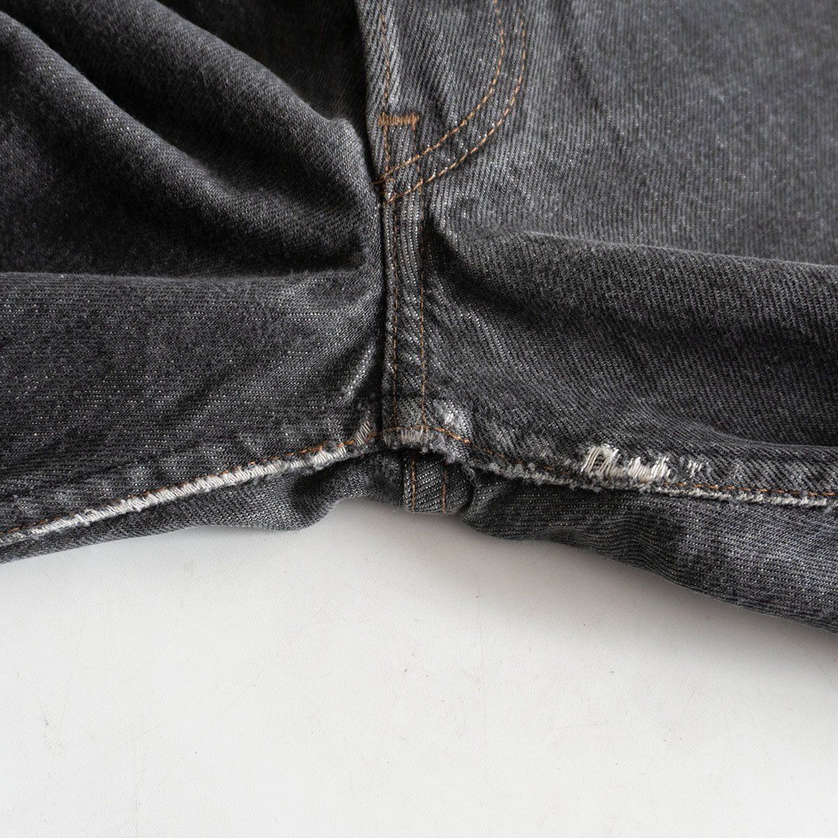 先染め】 LEVI