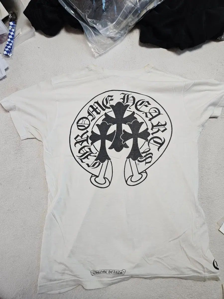 M クロムハーツ ホースシュー セメタリー Tシャツ
