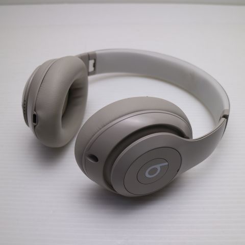 美品 Beats Studio Pro サンドストーン ヘッドホン Beats 即日発送