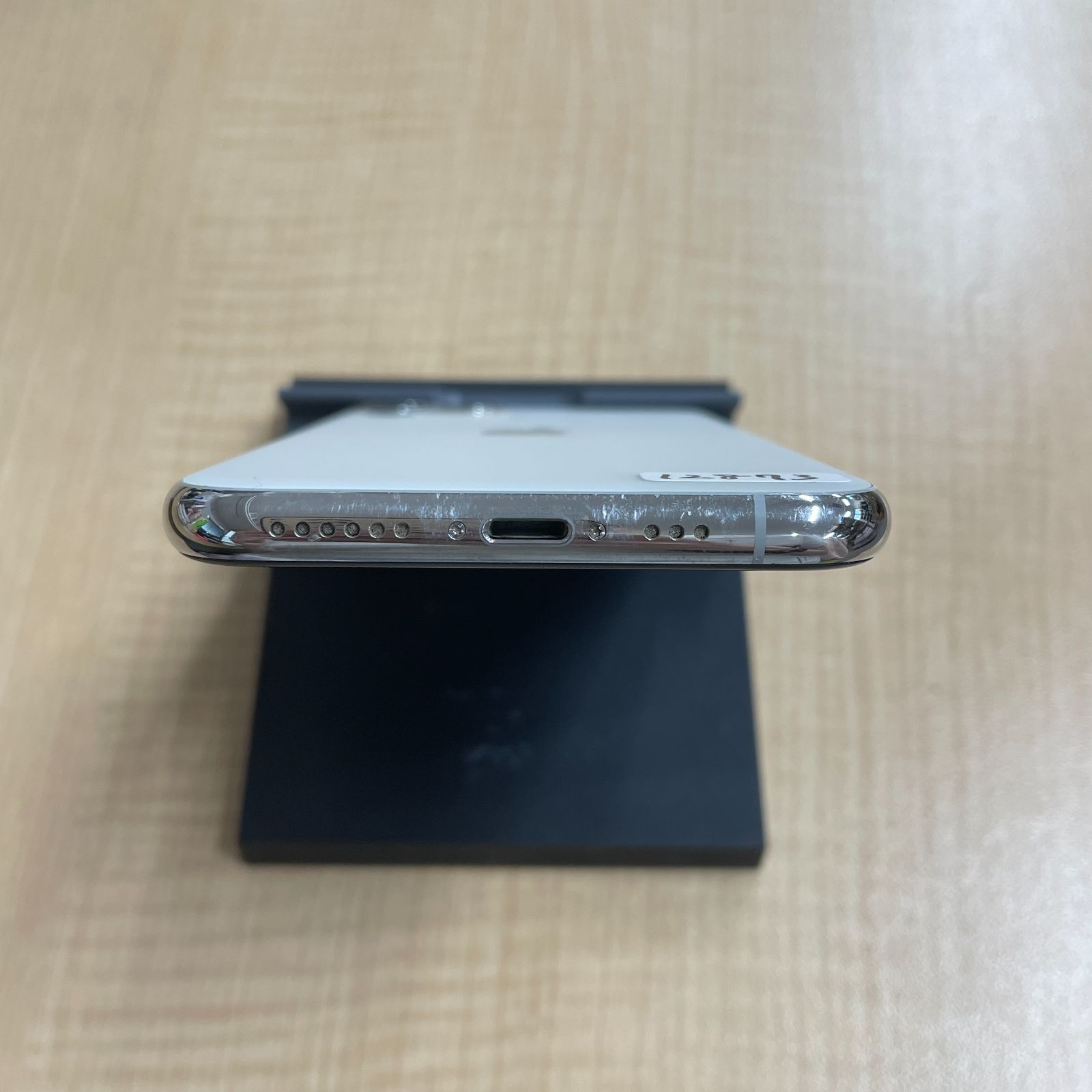 iPhone11Pro 256GB シルバー SIMフリー 中古 - メルカリ