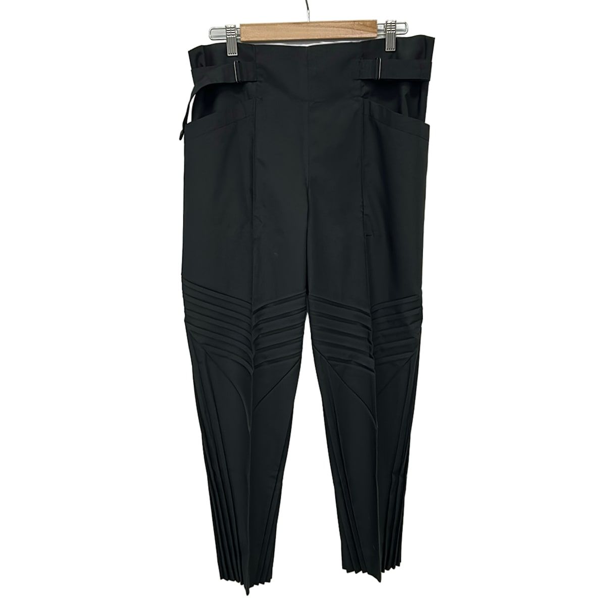 1325.ISSEYMIYAKE(1325.イッセイミヤケ) パンツ サイズ3 L レディース美品 - 黒 フルレングス