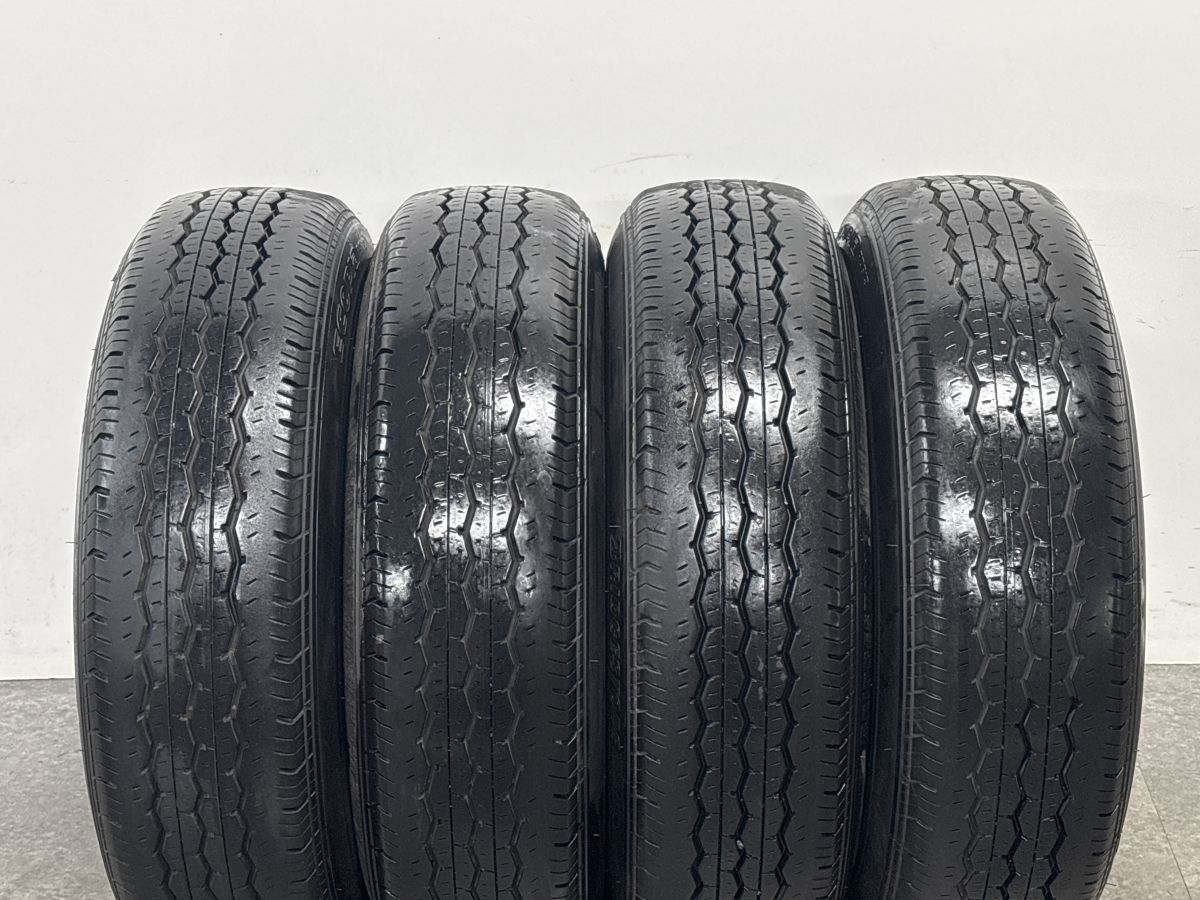 バリ溝 美品】トヨタ 200 ハイエース 純正 15in 6J +35 PCD139.7