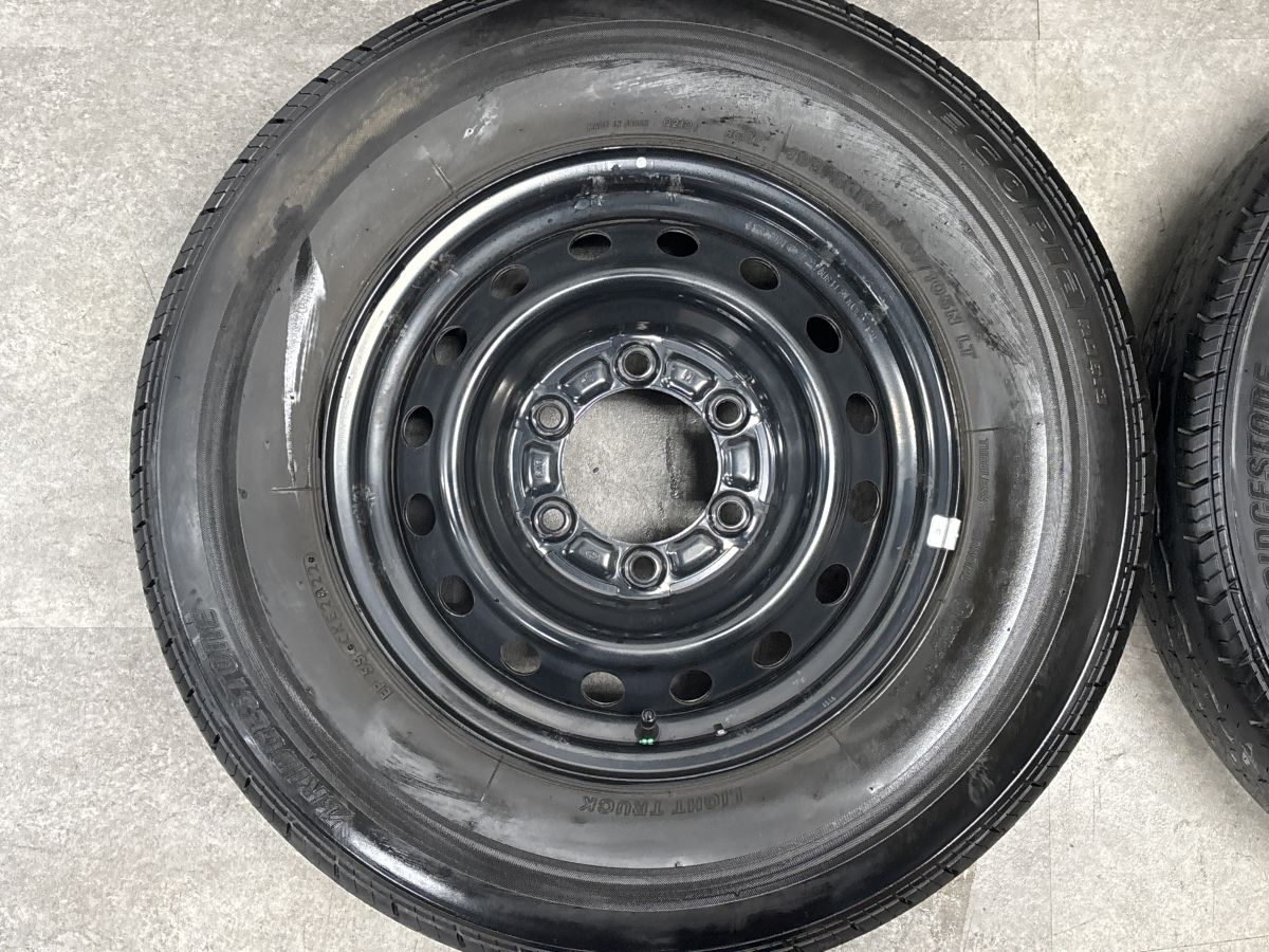 バリ溝 美品】トヨタ 200 ハイエース 純正 15in 6J +35 PCD139.7