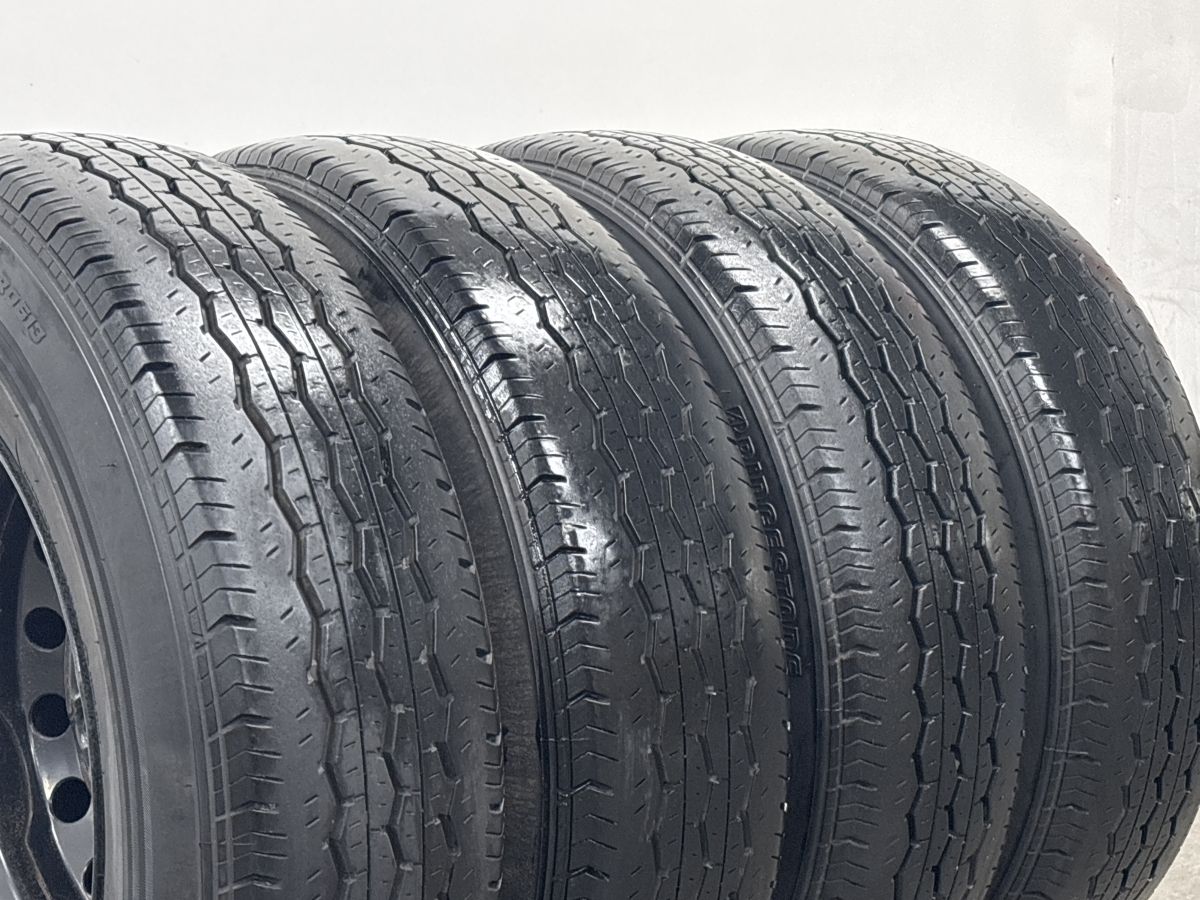 バリ溝 美品】トヨタ 200 ハイエース 純正 15in 6J +35 PCD139.7