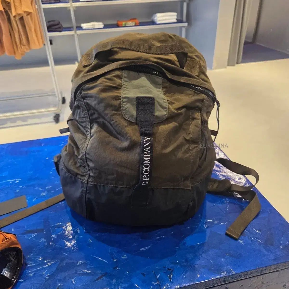 C.P. COMPANY シーピーカンパニー ナイロンバックパック グリーン