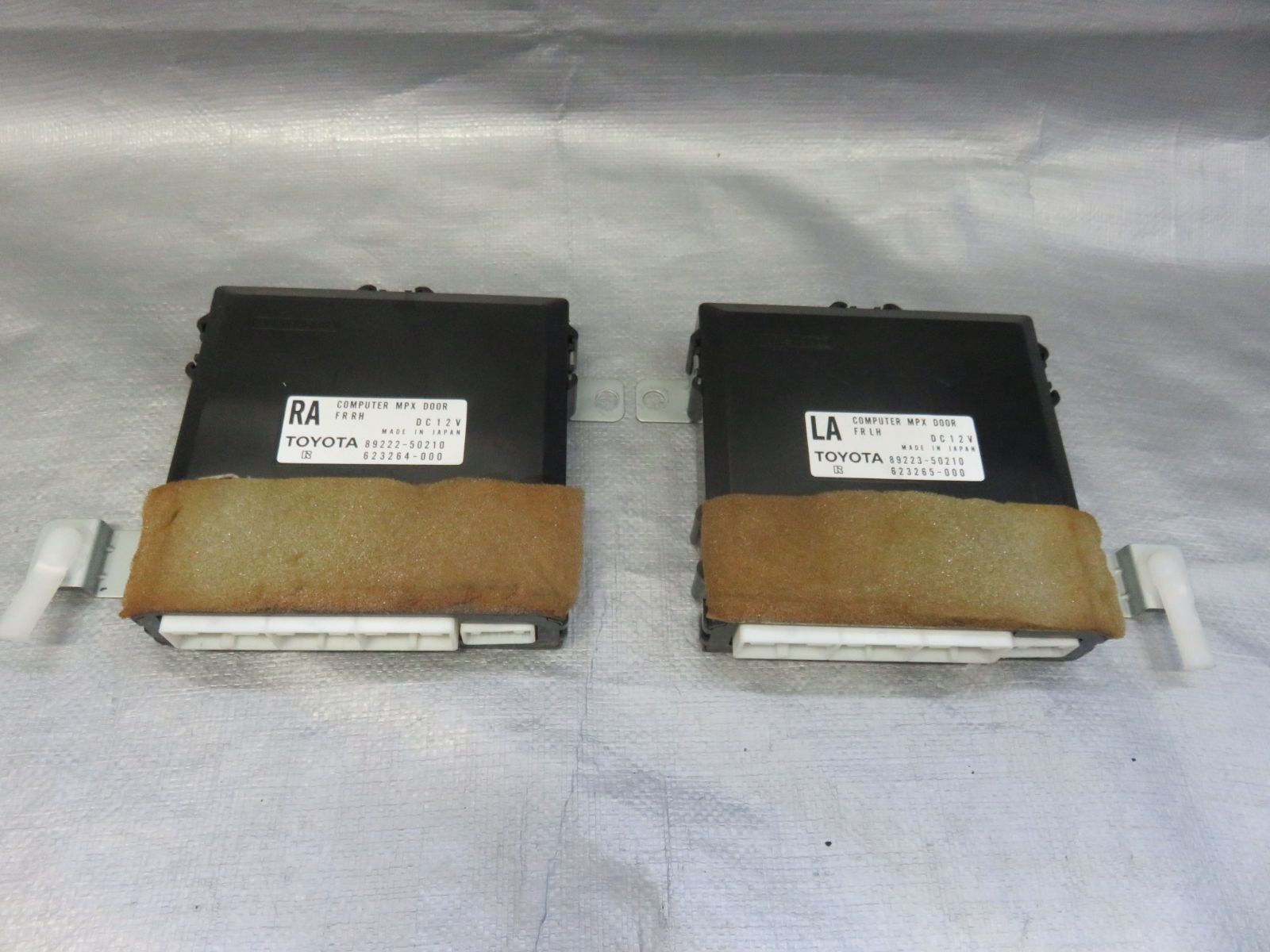 ☆SB749/動作OK トヨタ セルシオ UCF30 UCF31 後期 純正 フロントドア
