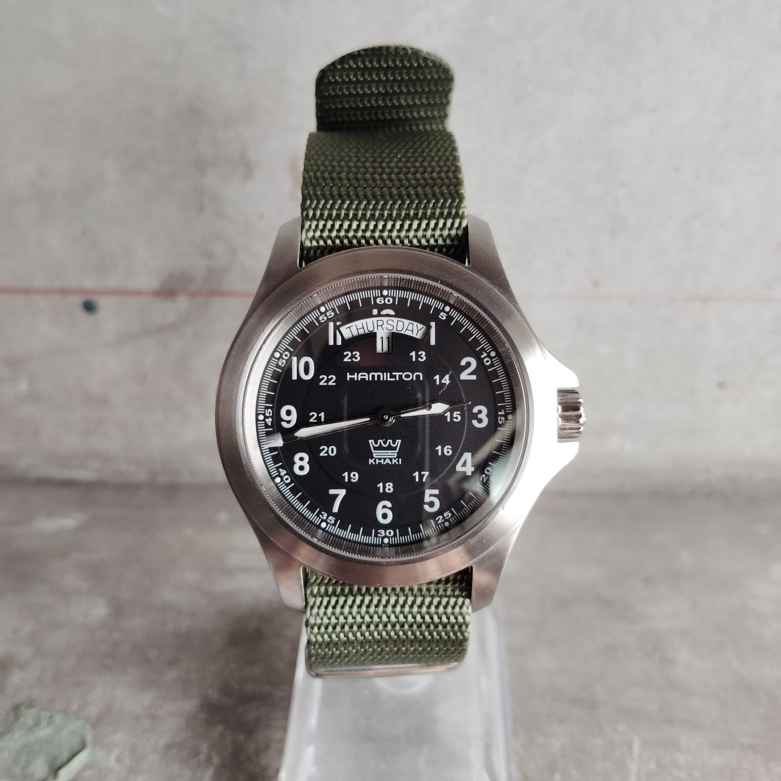 HAMILTON KHAKI King デイデイト クォーツ 黒文字盤 NATOベルト