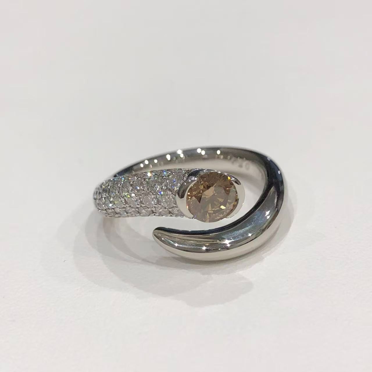 カシケイ KASHIKEY リング Pt900 ダイヤ 0.61ct 0.50ct 指輪 14号 レディース【中古】