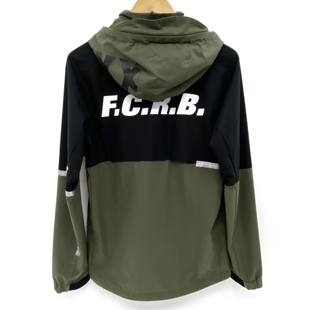 F.C.Real Bristol エフシーレアルブリストル WARM UP JACKET ウォーム 