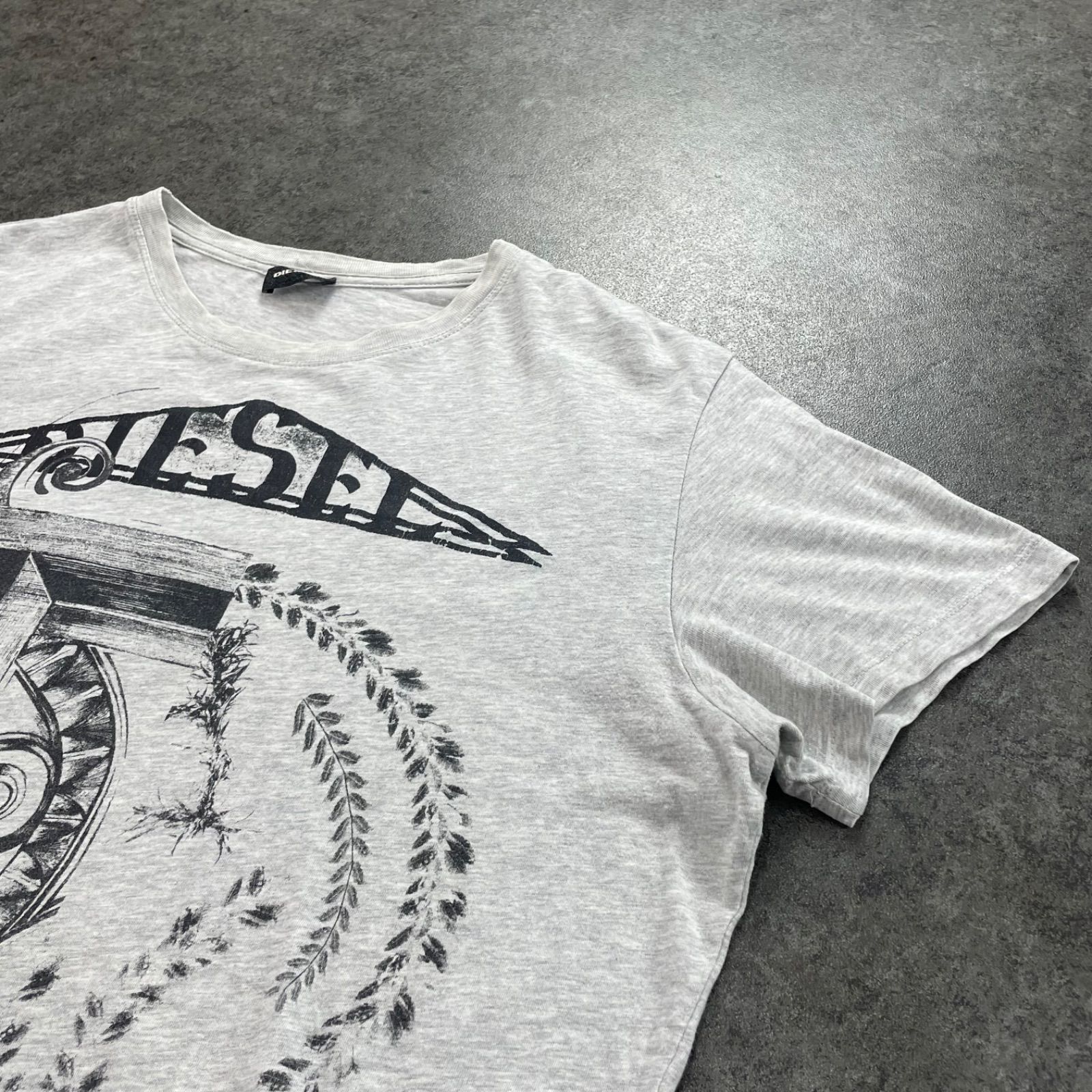 DIESEL ディーゼル 半袖 Tシャツ クルーネック グラフィック プリント