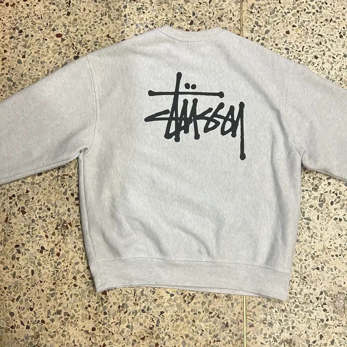 STUSSY ステューシー グレー スウェット シャツ - メルカリ