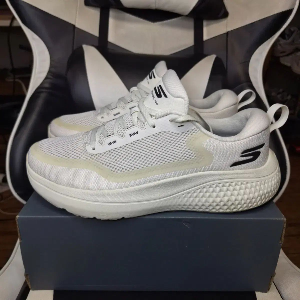SKECHERS ゴーウォーク スニーカー (280)