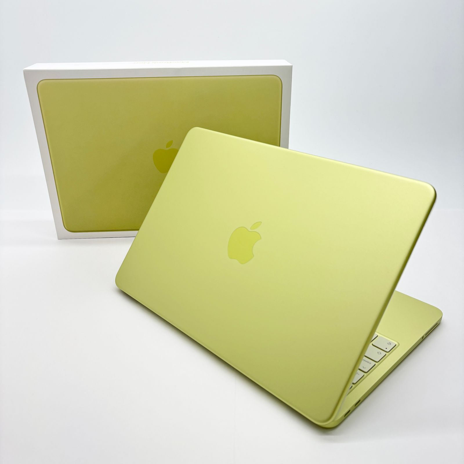 美品 MacBook A18 Pro 8GB 512GB シトラス - メルカリ