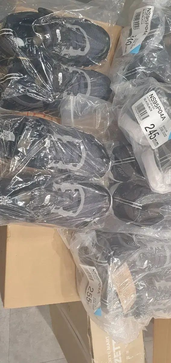 THE NORTH FACE ザノースフェイス ボア トレッキングシューズ 登山靴 スニーカー