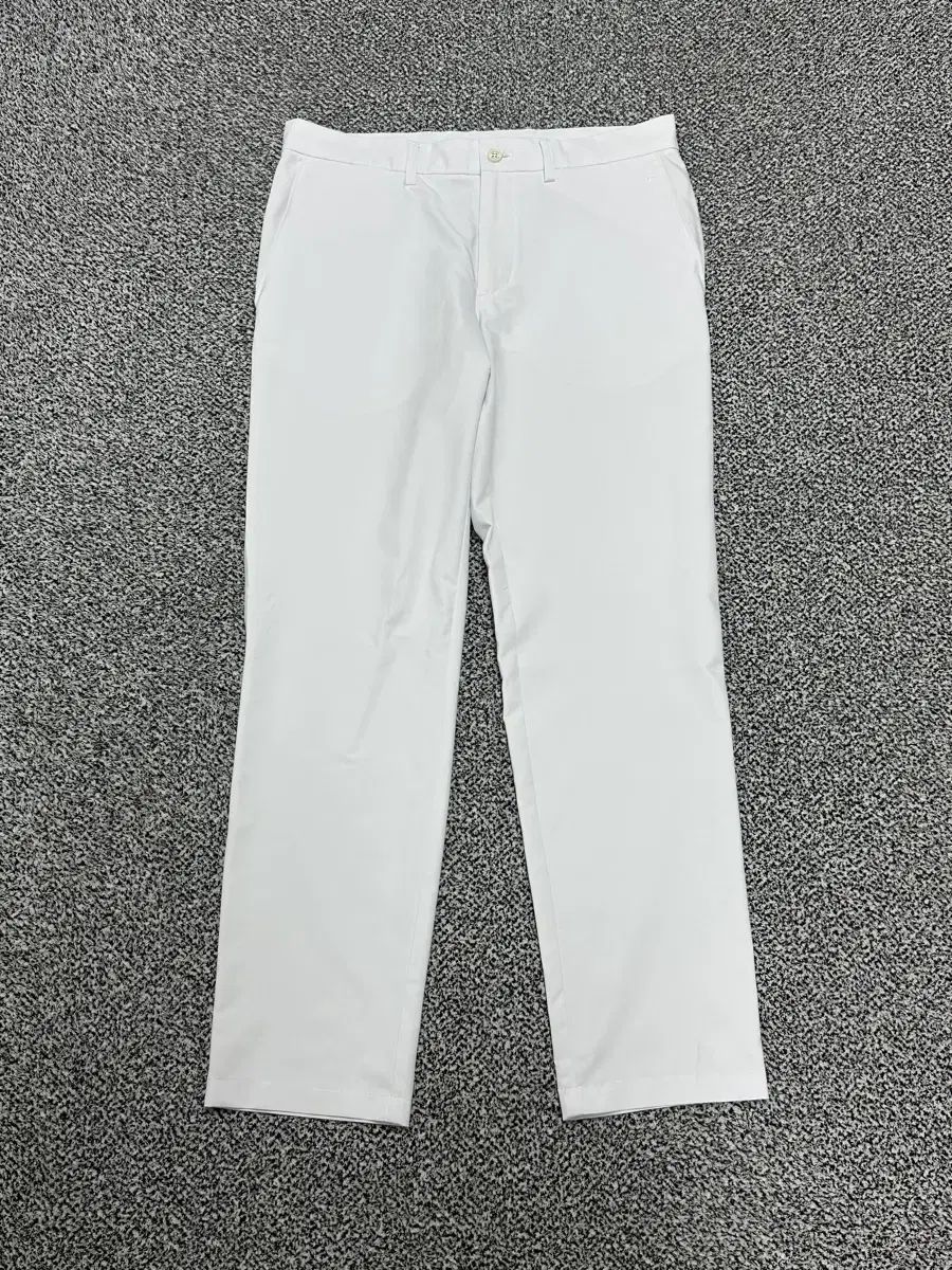 正規品 J.LINDEBERG(J.リンドバーグ) 最新バージョン ゴルフ SWING パンツ ズボン