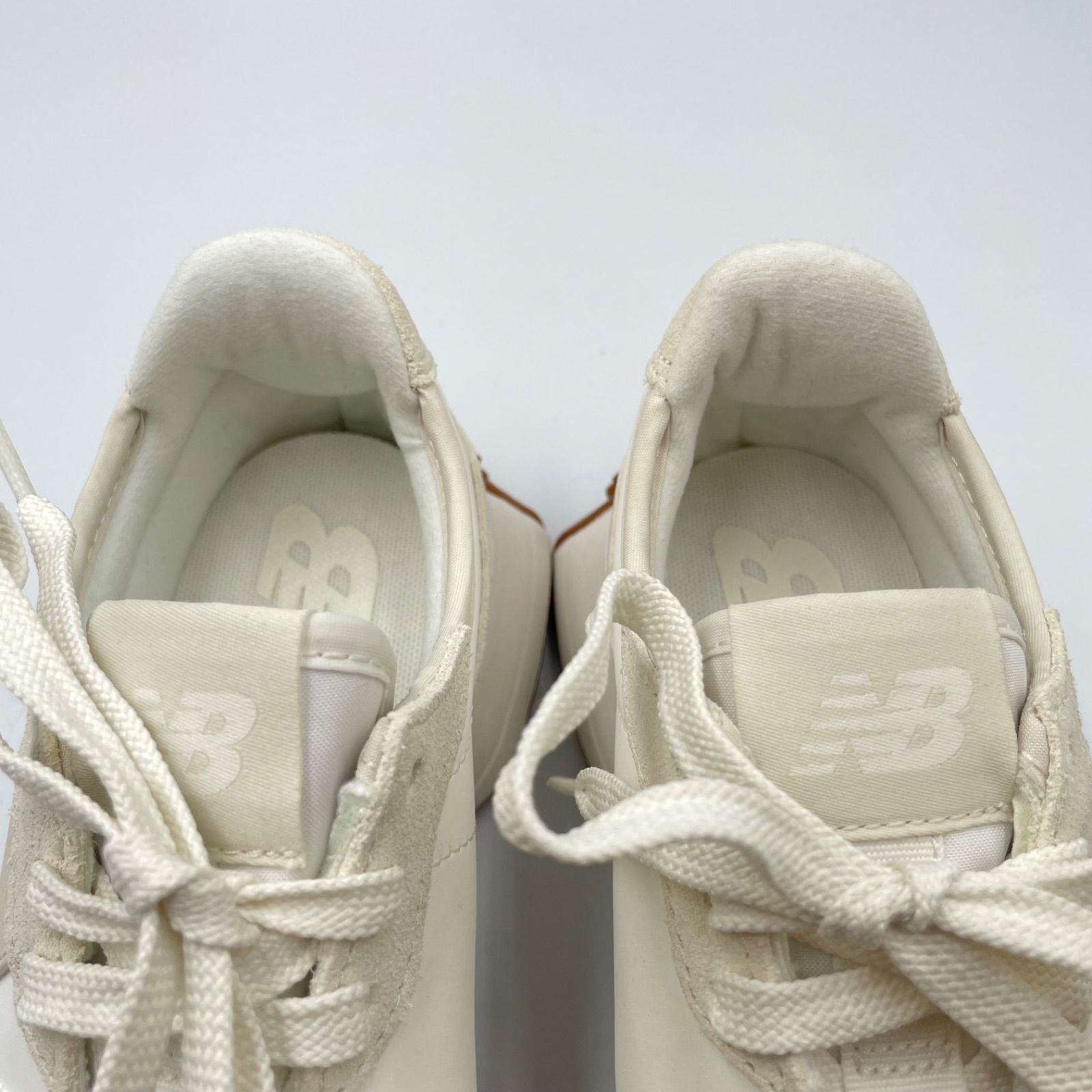 美品 New Balance ニューバランス ローカットスニーカー レザー 