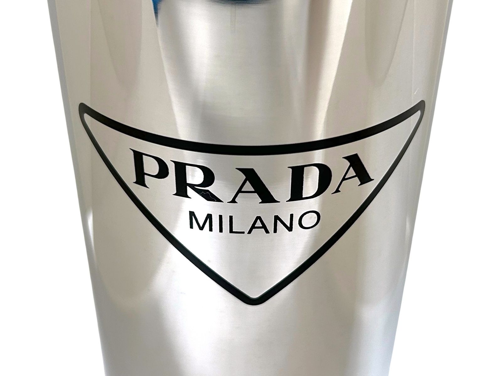 PRADA (プラダ) ステンレス 水筒 500ml シルバー 雑貨/036 - メルカリ