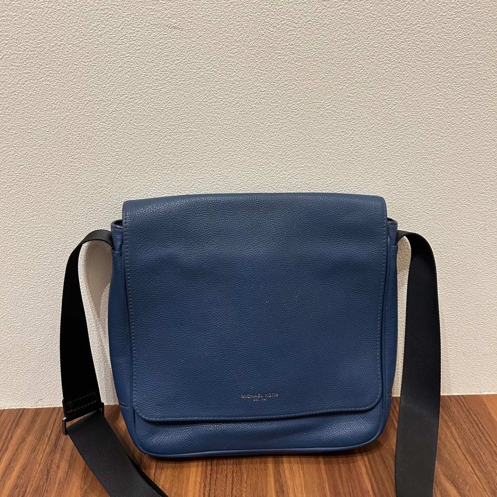 MICHAEL KORS マイケルコース レディース メンズ メッセンジャーバッグ 