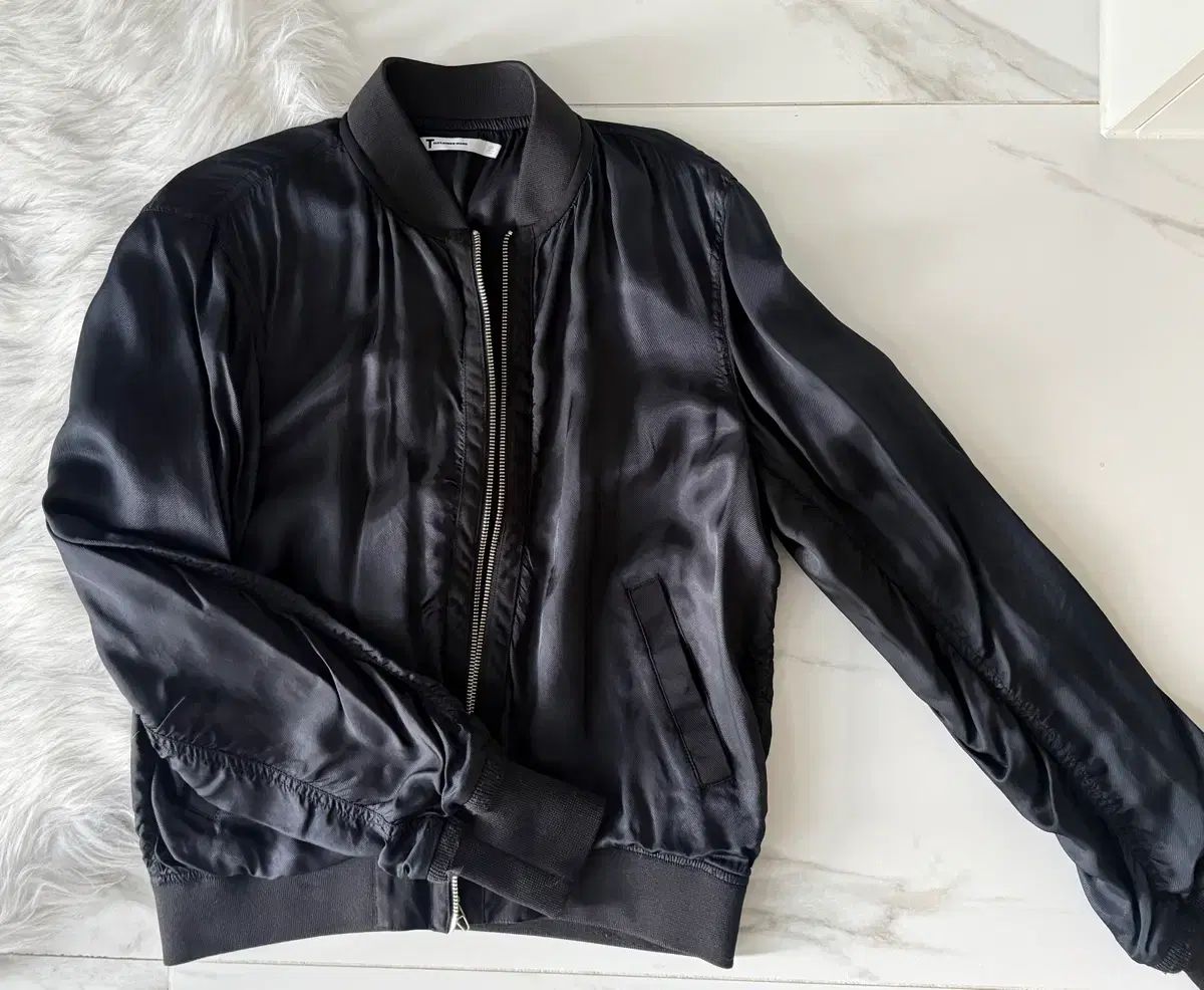 Alexander Wang ブラック シルク ブルゾン ジャケット