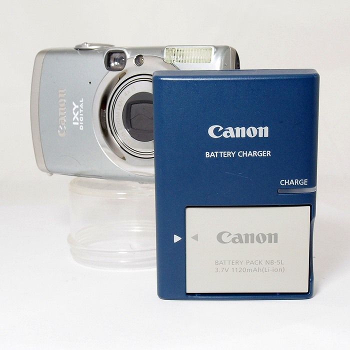Canon IXY DIGITAL 中古 中古】(キヤノン) Canon IXY DIGITAL 800IS - メルカリ