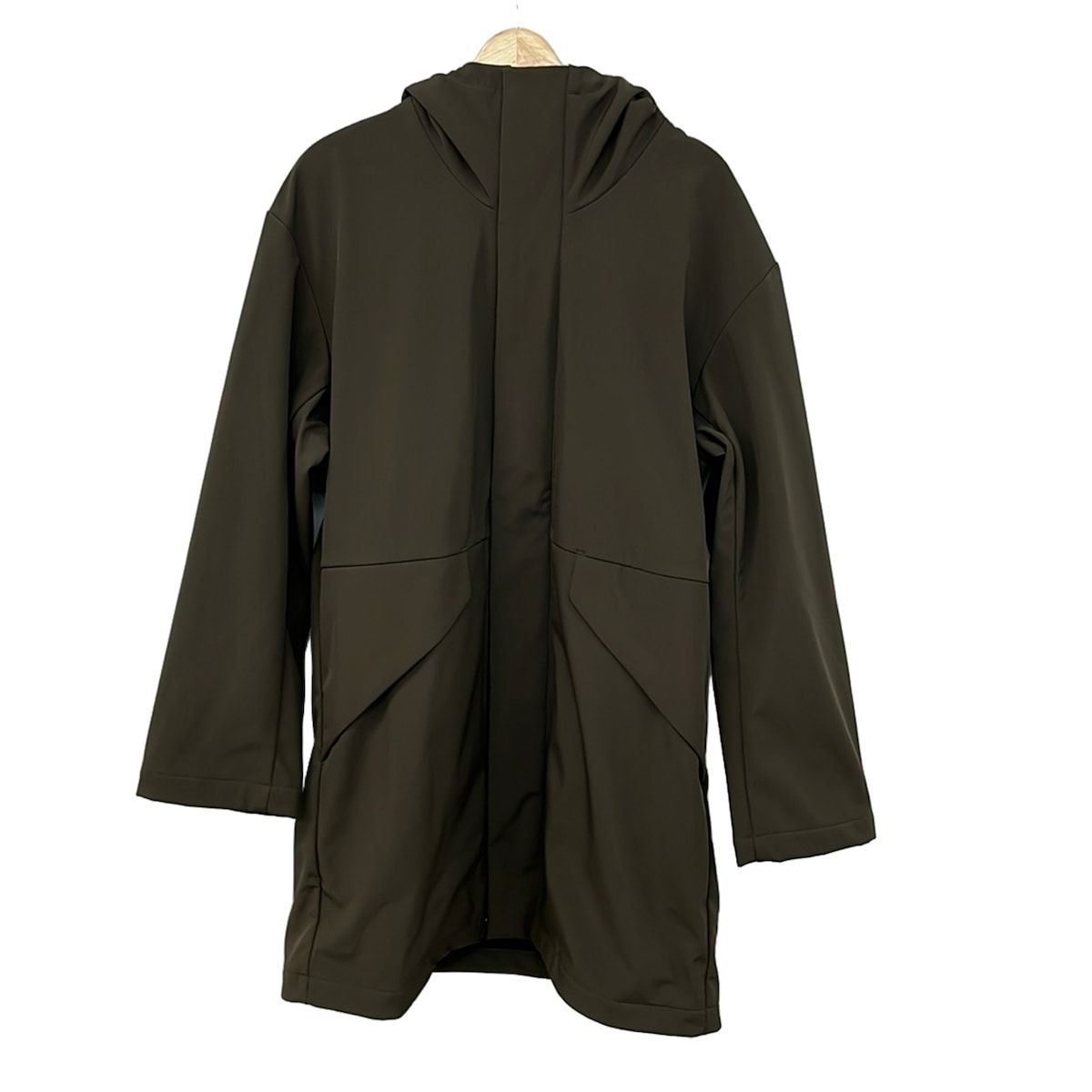 DESCENTE(デサント) コート サイズL メンズ美品 - カーキ 長袖/フーデッドコート/秋/冬