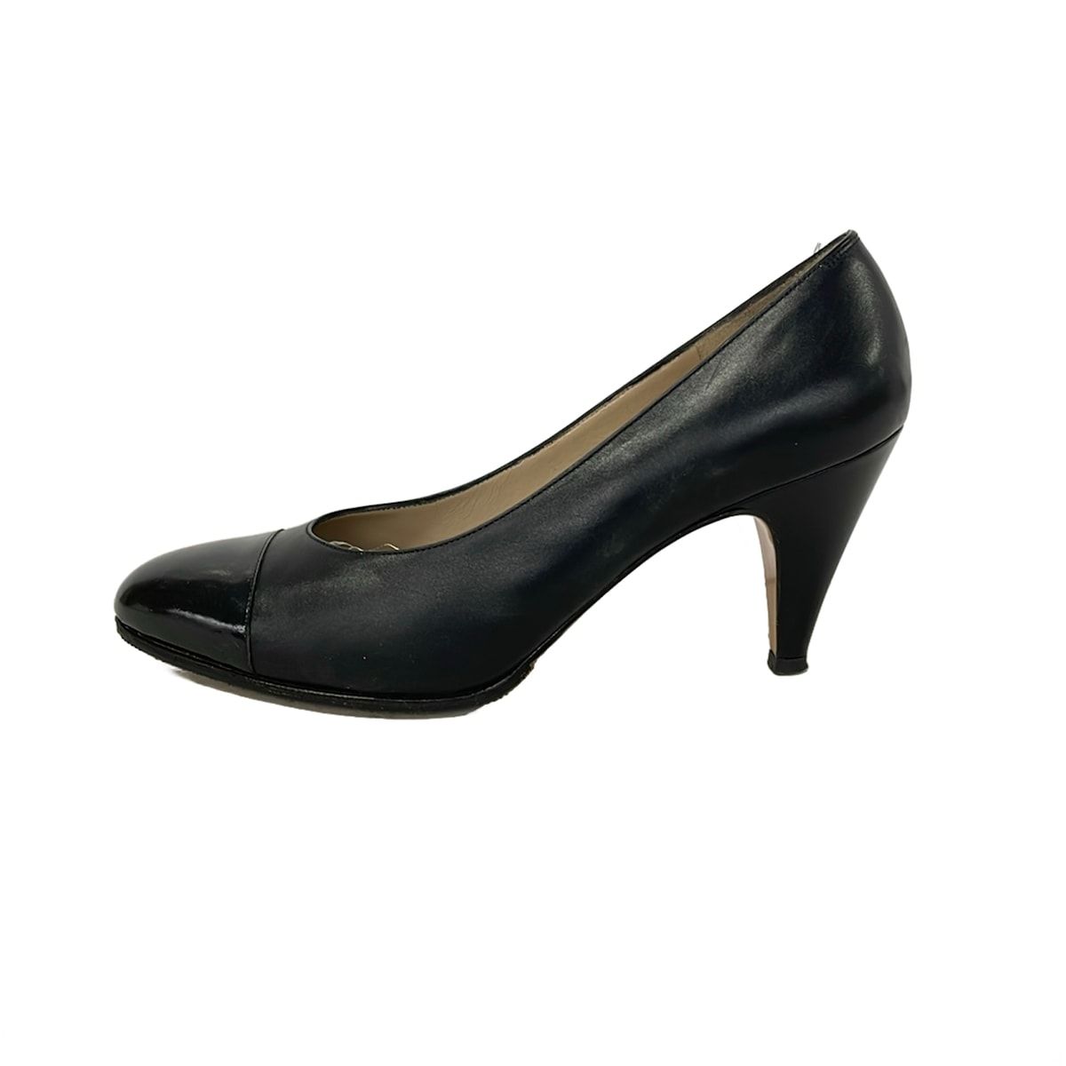 FERRAGAMO/SalvatoreFerragamo(サルバトーレフェラガモ) パンプス 6 C レディース - 黒 アウトソール張替済 レザー