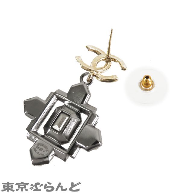 シャネル CHANEL ココマーク ビジュー ゴールドxシルバー フェイク
