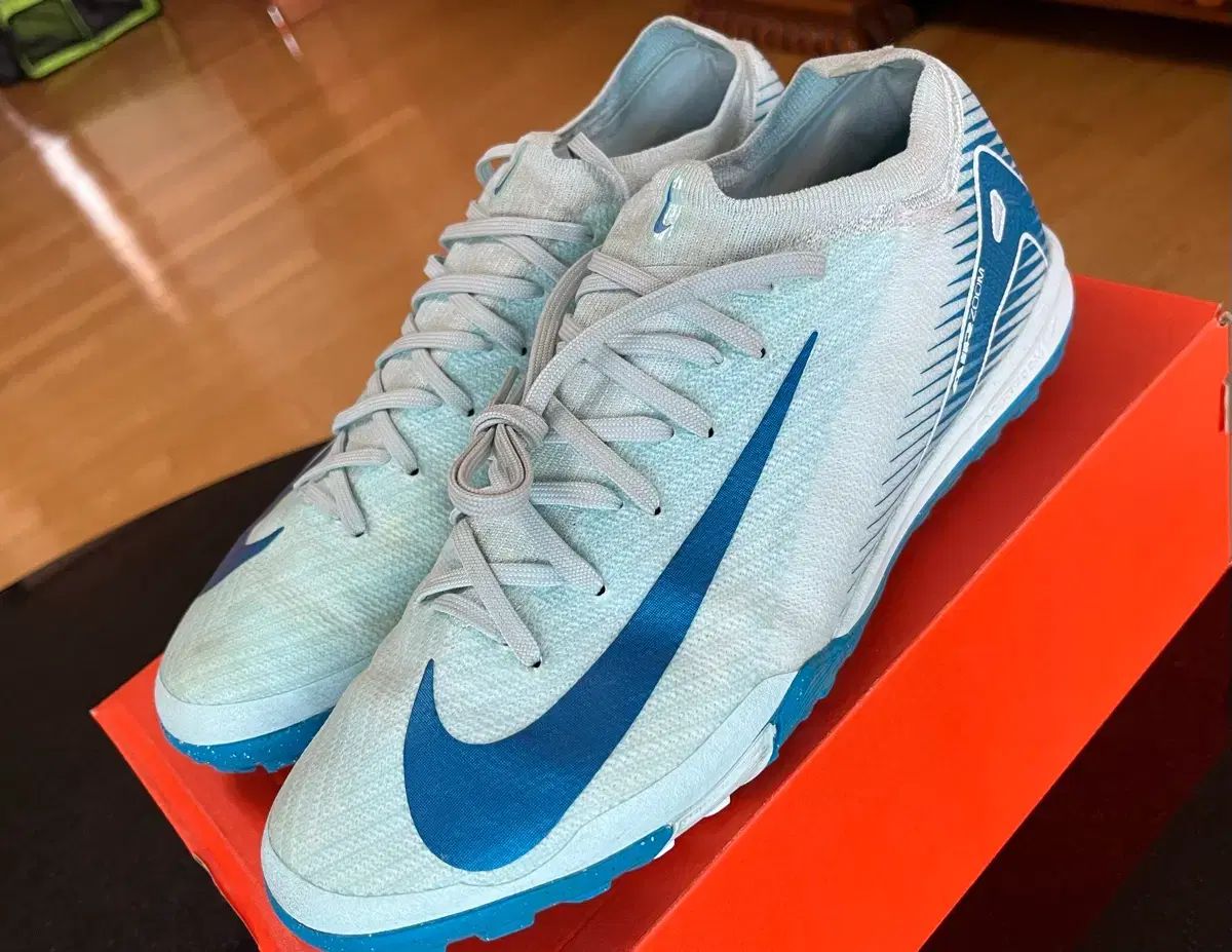 260 NIKE ベイパー プロ 16 TF ランニングパック