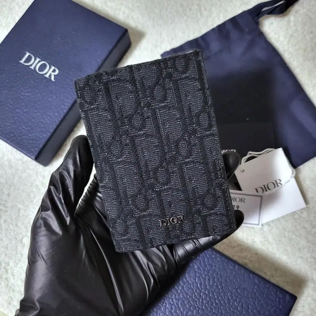 新モデル/ほぼ新品 Dior オブリーク オーガナイザー カードウォレット