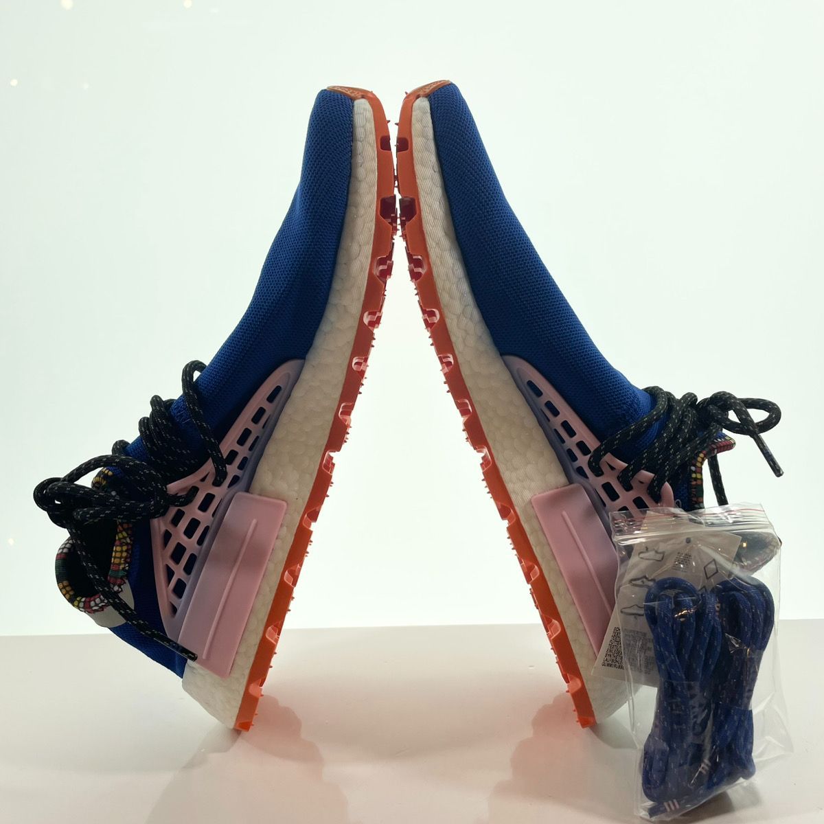 アディダス adidas × Pharrell Williams × ファレルウィリアムス PW 