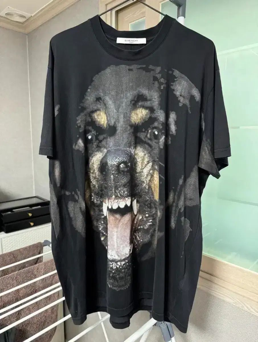 ジバンシィ ロットワイルド ジバンシィ Givenchy ロットワイルド 半袖