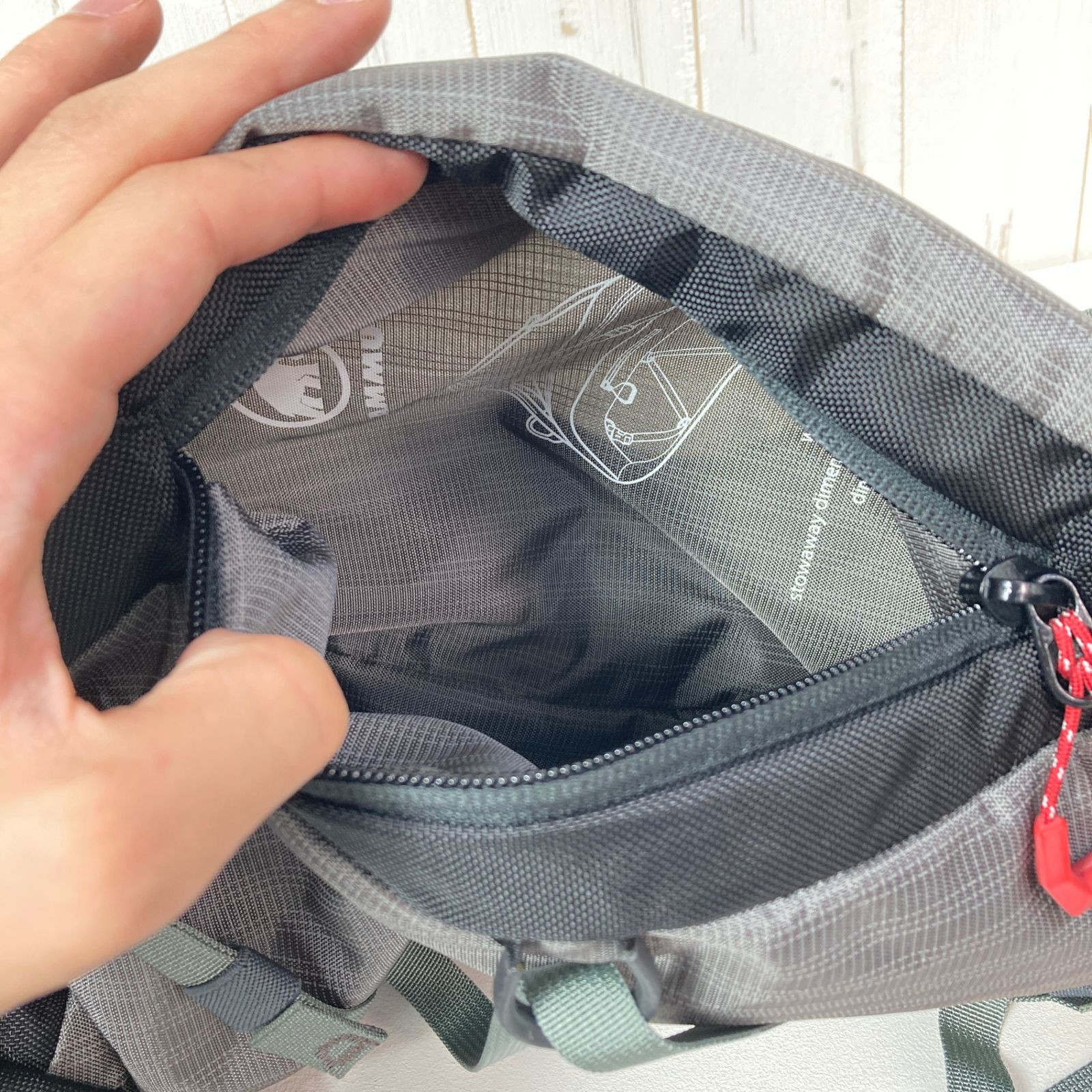 アウトドア ️OneSize グレー系 Mammut ( マムート ) カーゴ ライト 40