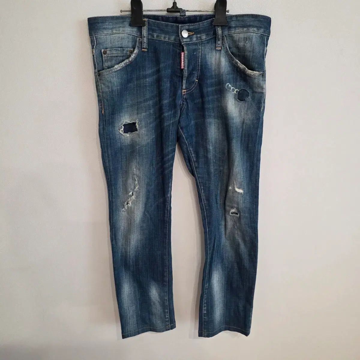 DSQUARED2 ジーンズ ストレート フィット ウォッシュ ダメージ 48