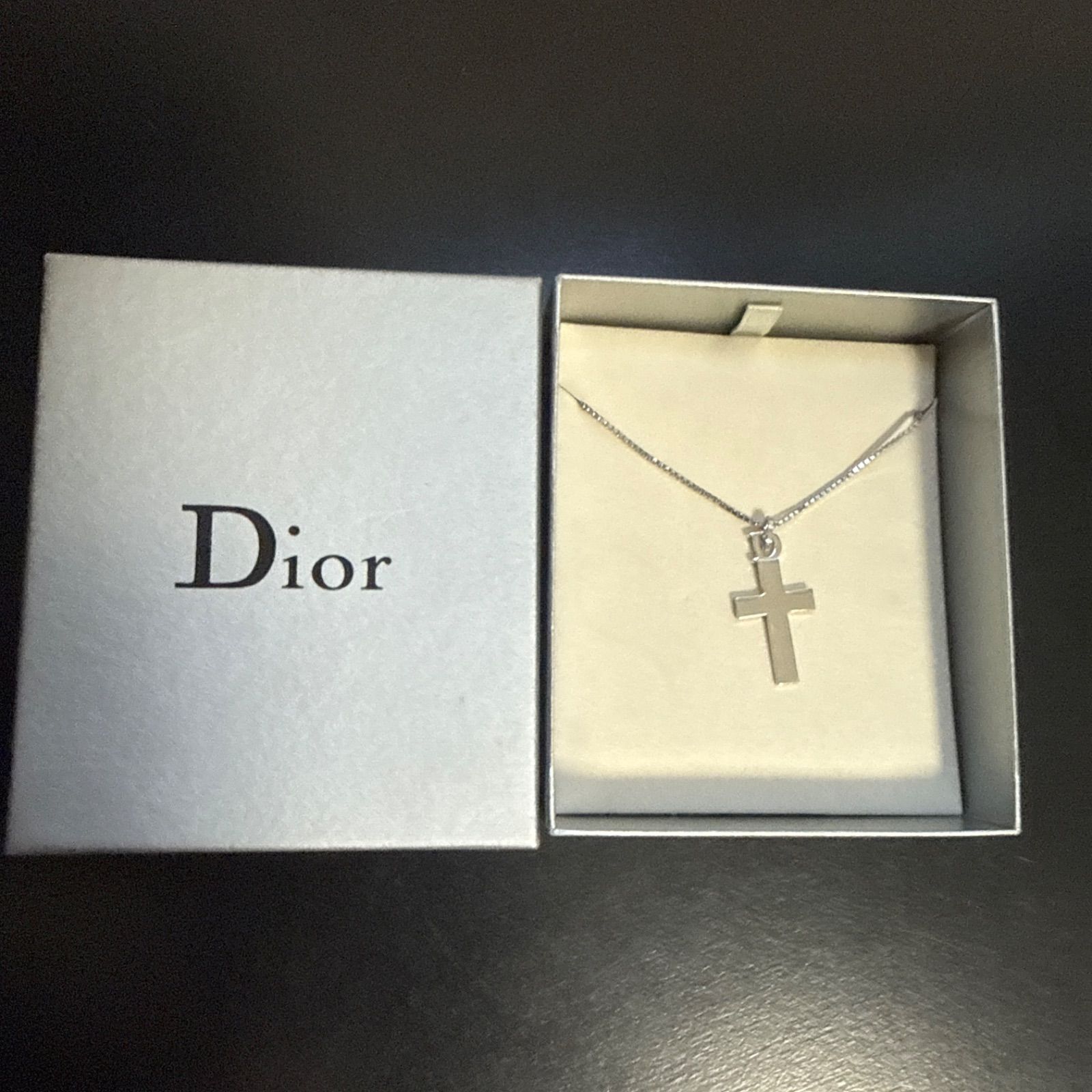 Christian Dior クリスチャンディオール　Dロゴクロスモチーフネックレス　シルバーカラー　ビンテージ