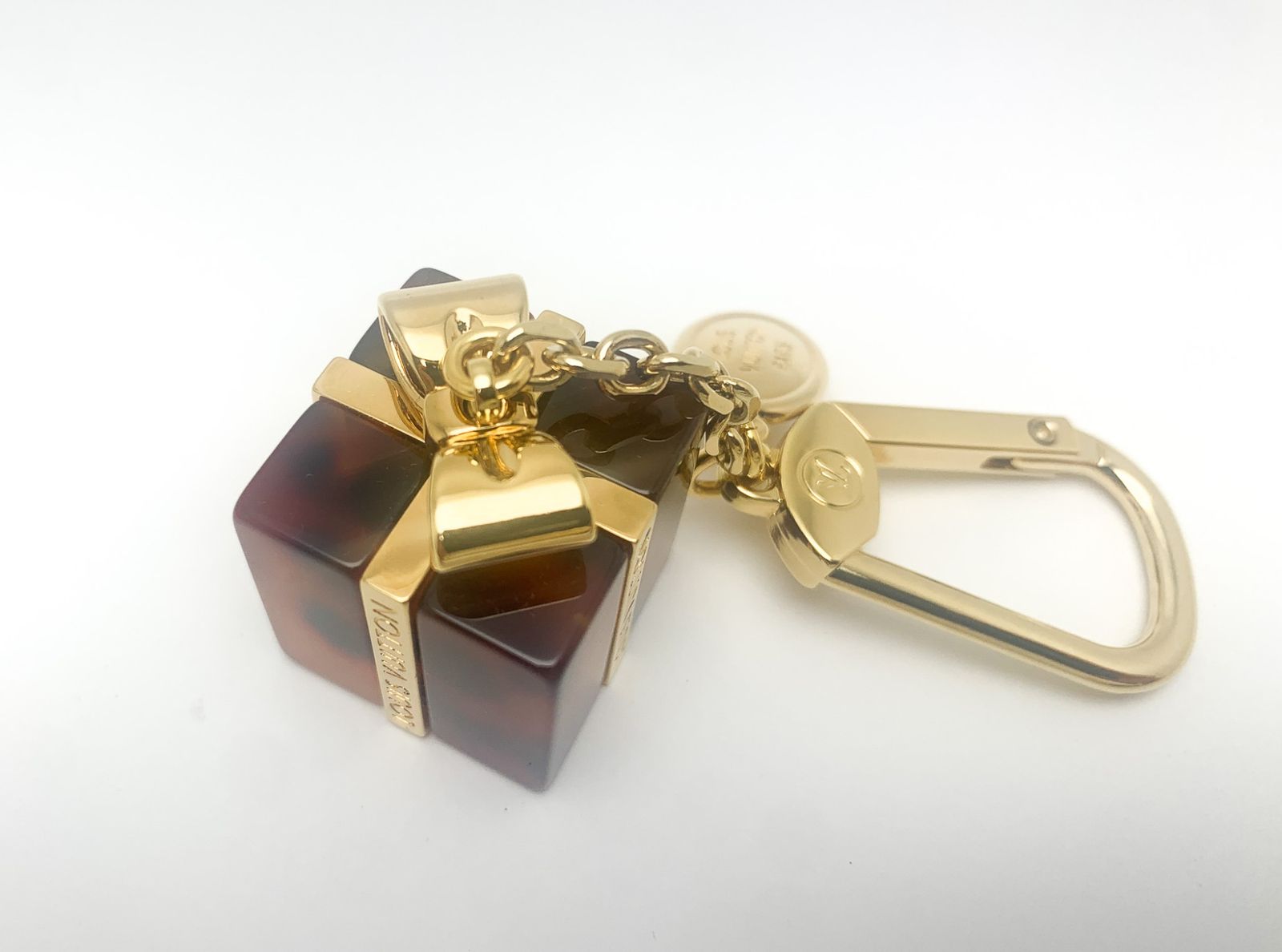 LOUIS VUITTON ルイヴィトン チャーム キーリング＆南京錠 LOUIS VUITTON ルイヴィトン ゴールド金具 べっ甲調 ビジューサック