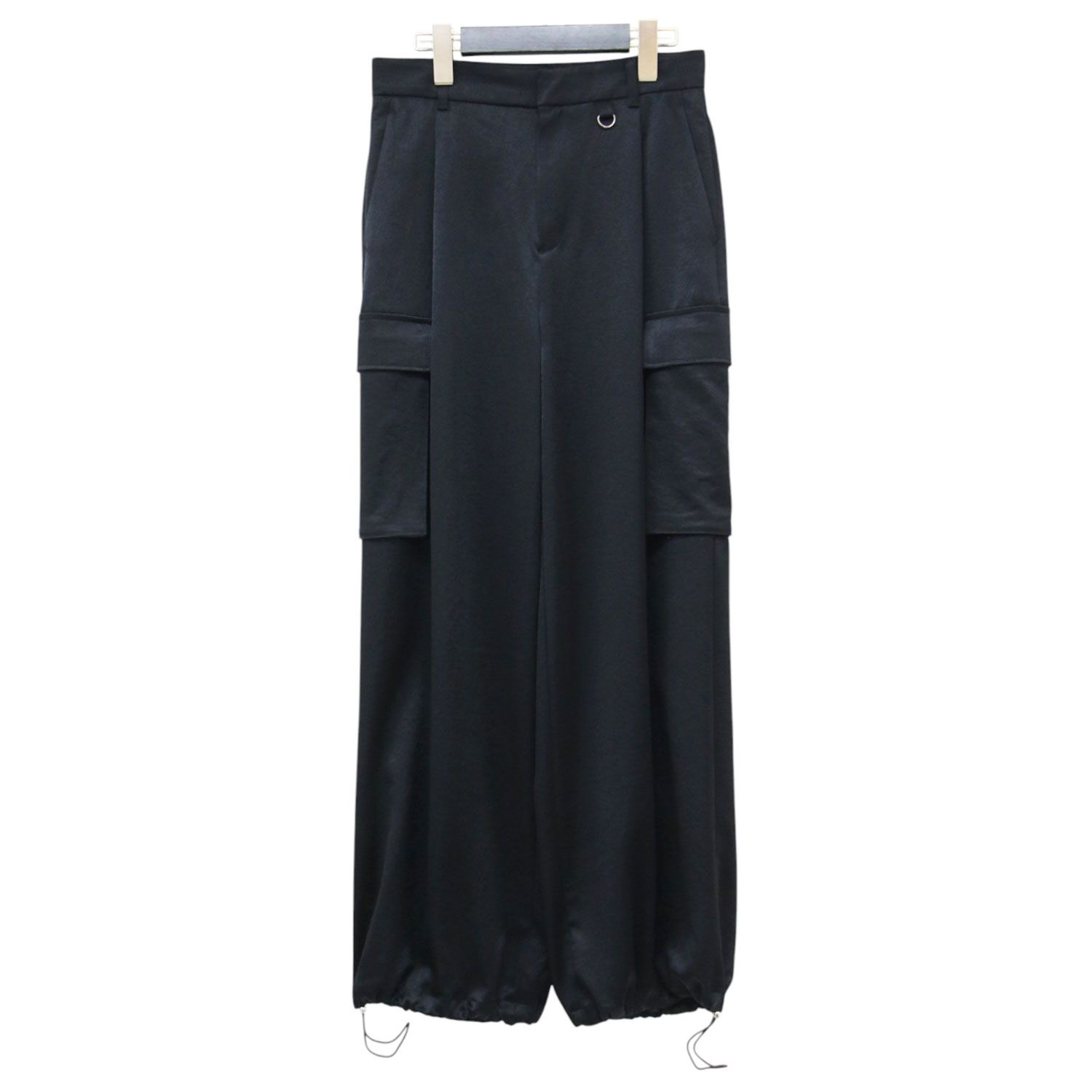 Deuxieme Classe ドゥーズィエム クラス パンツ ブラック 黒 サイズ:34(XS) | EVERYDAY I LIKE. リリース ミニマル サテン カーゴパンツ / ミリタリーワークパンツ | ボトムス ズボン【レディース】【中古】