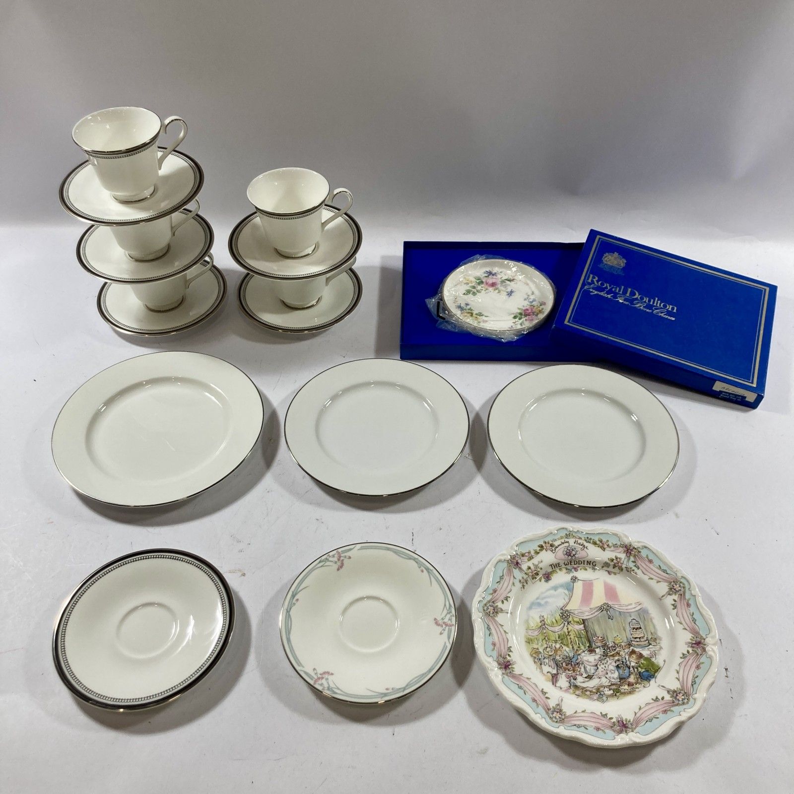 ★ Wedgwood ウェッジウッド 17点 まとめ商品 プレート カップ＆ソーサー ブランブリーヘッジ など 現状品 3.65kg