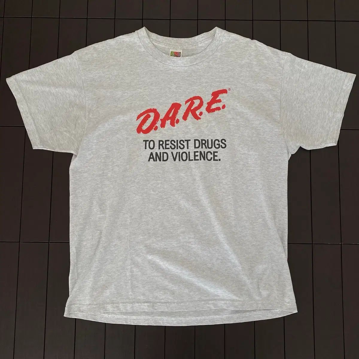 (XL) 90s ヴィンテージ DARE Tシャツ グレー