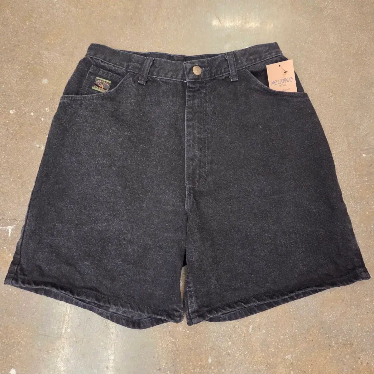 アメリカンヴィンテージ Wrangler(ラングラー) ブラックジーン レディース デニム ショーツ デニムハーフパンツ