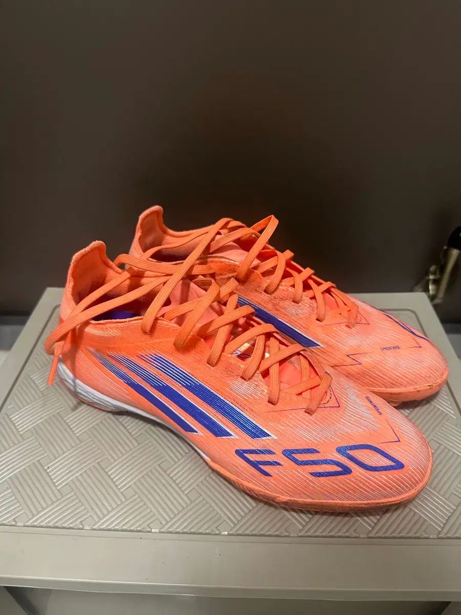 アディダス F50 プロ TF 250